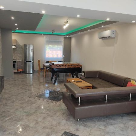Nurmi House Appartement Hajdúszoboszló Buitenkant foto