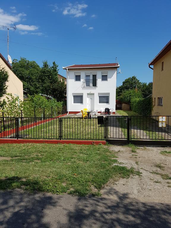 Nurmi House Appartement Hajdúszoboszló Buitenkant foto
